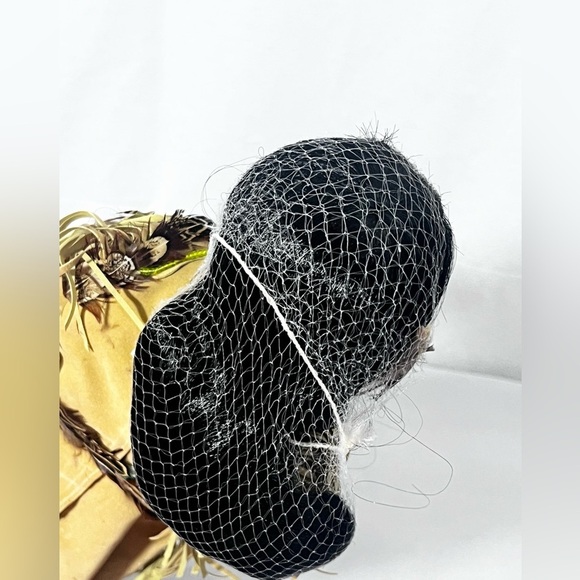 Paradise Galleries Spirit Of Peace Fine Porcelain Doll Indian Pocahontas Inspire - Picture 7 of 10